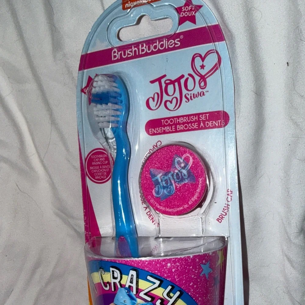 JoJo Siwa Blue Toothbrush and Colorful Cup Set‎